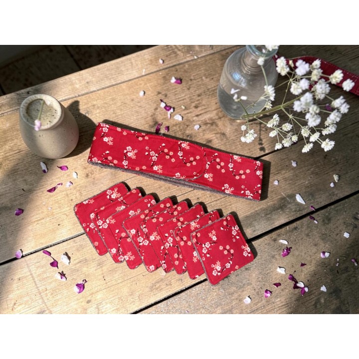 Ensemble de  8 cotons et un bandeau